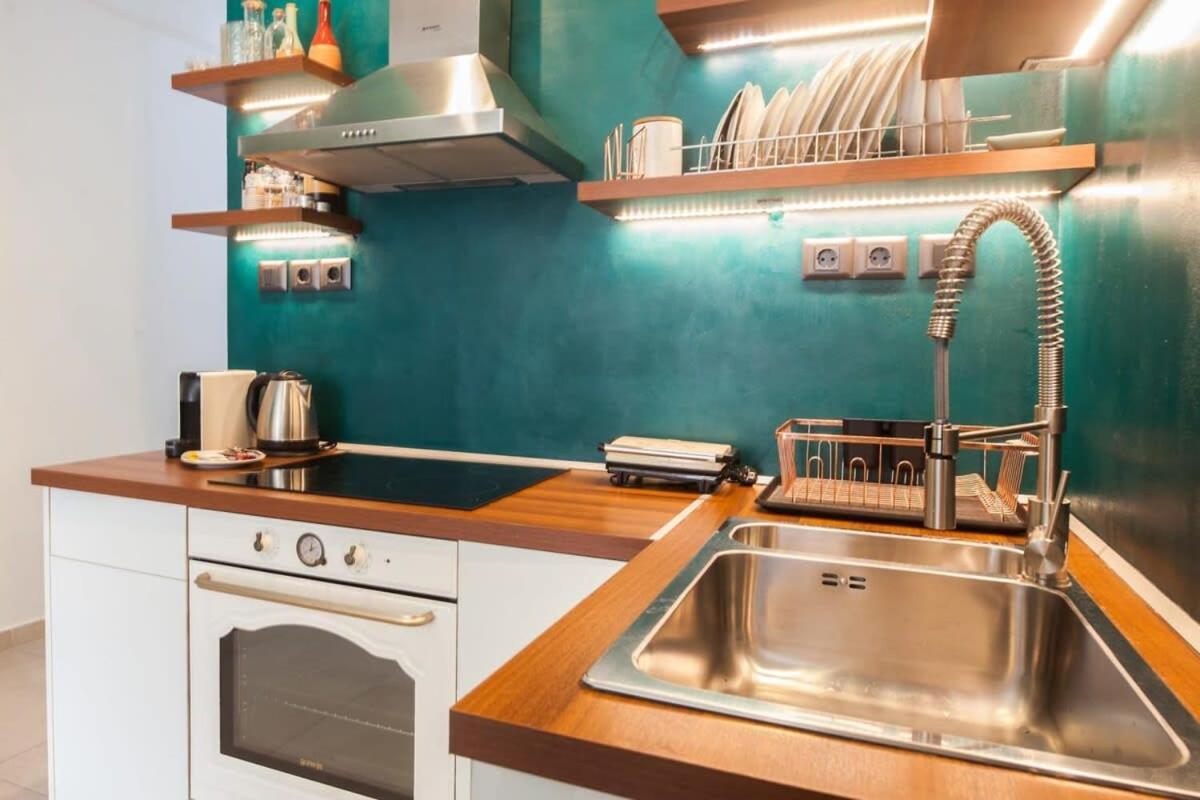 Beautiful Elegant Apartment Next To Monastiraki Αθήνα Εξωτερικό φωτογραφία